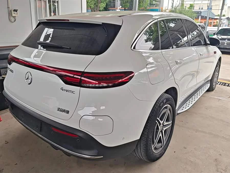 Mercedes Benz EQC