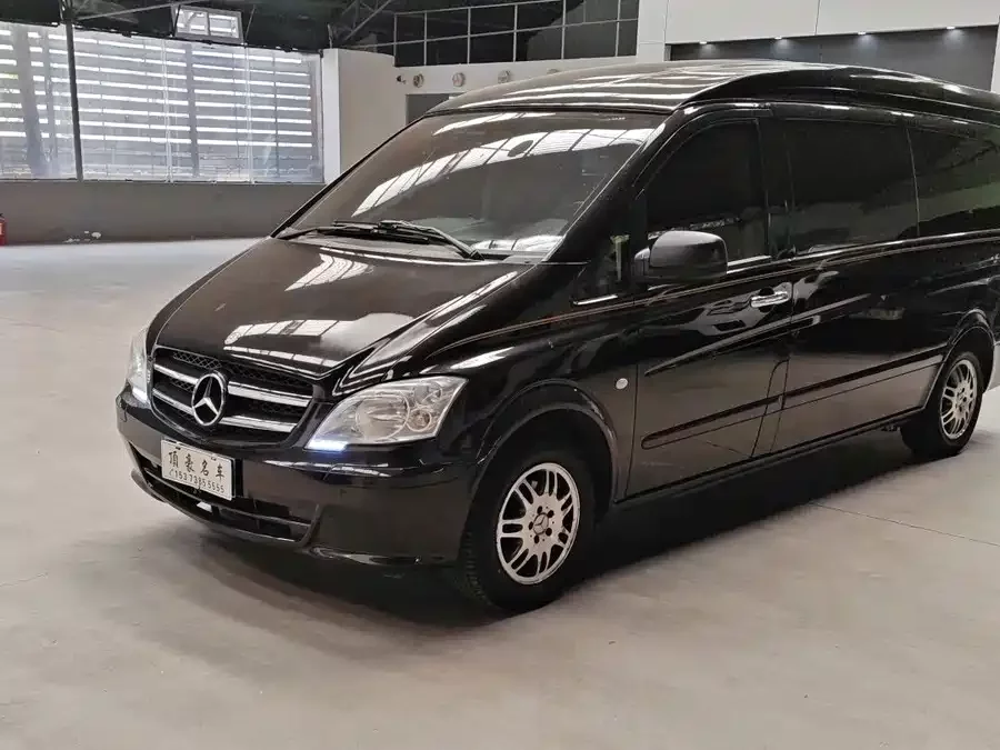 Mercedes Benz Viano