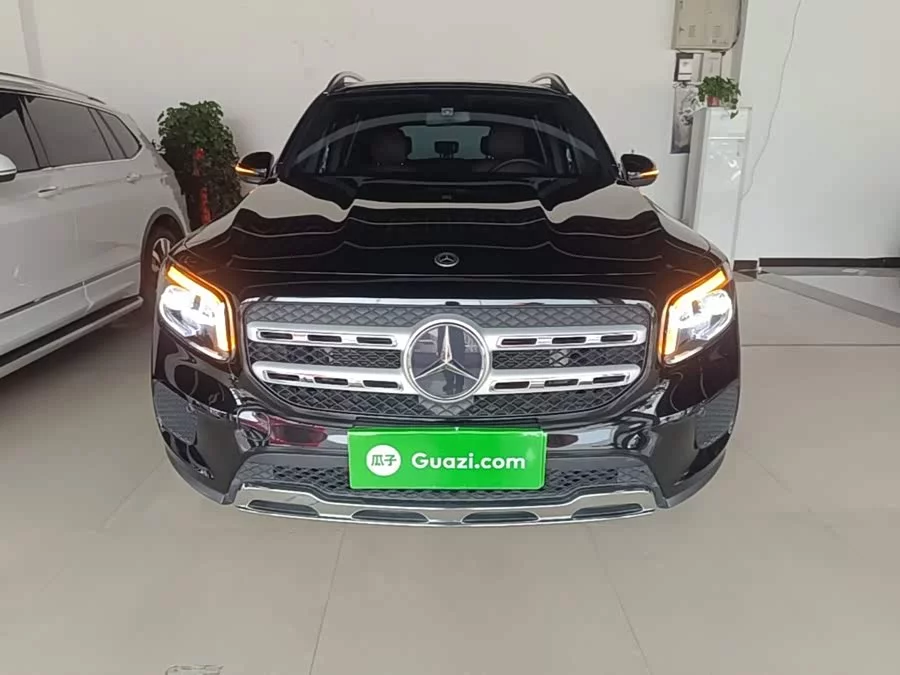 Mercedes Benz GLB