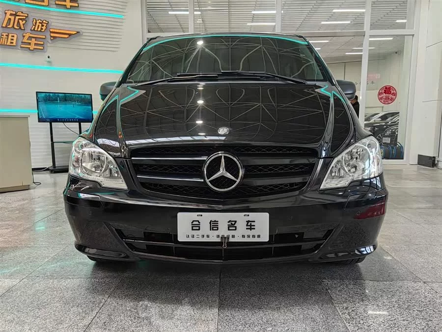 Mercedes Benz Vito