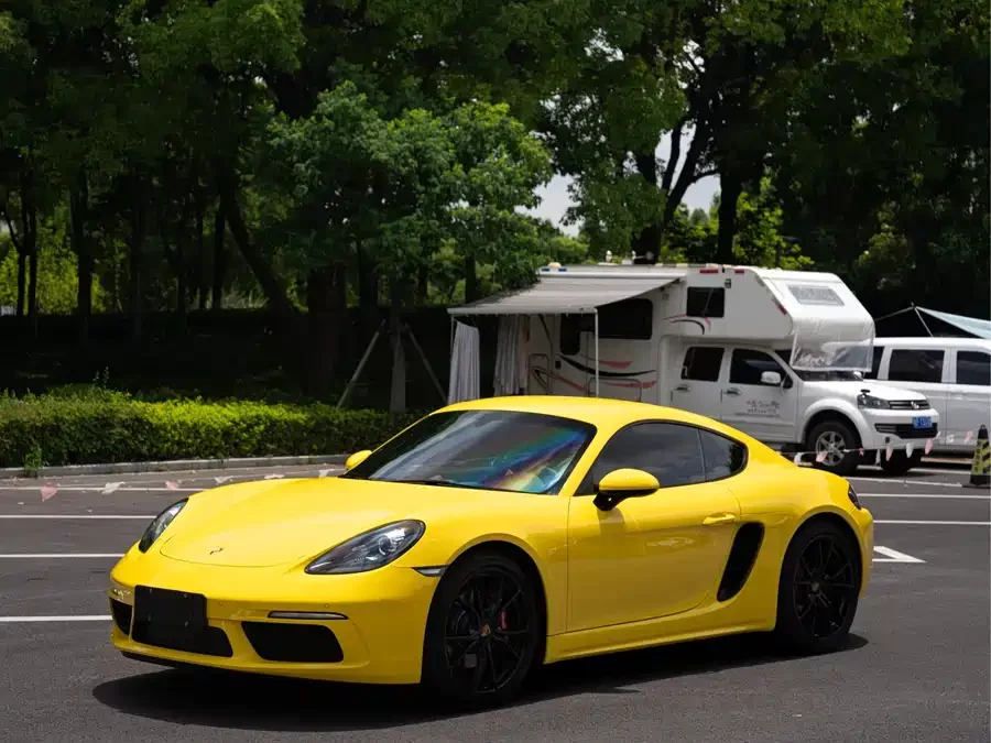 Porsche 718