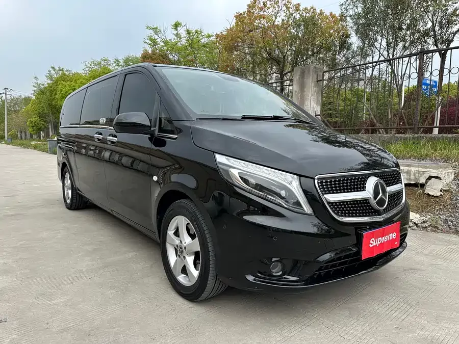 Mercedes Benz Vito