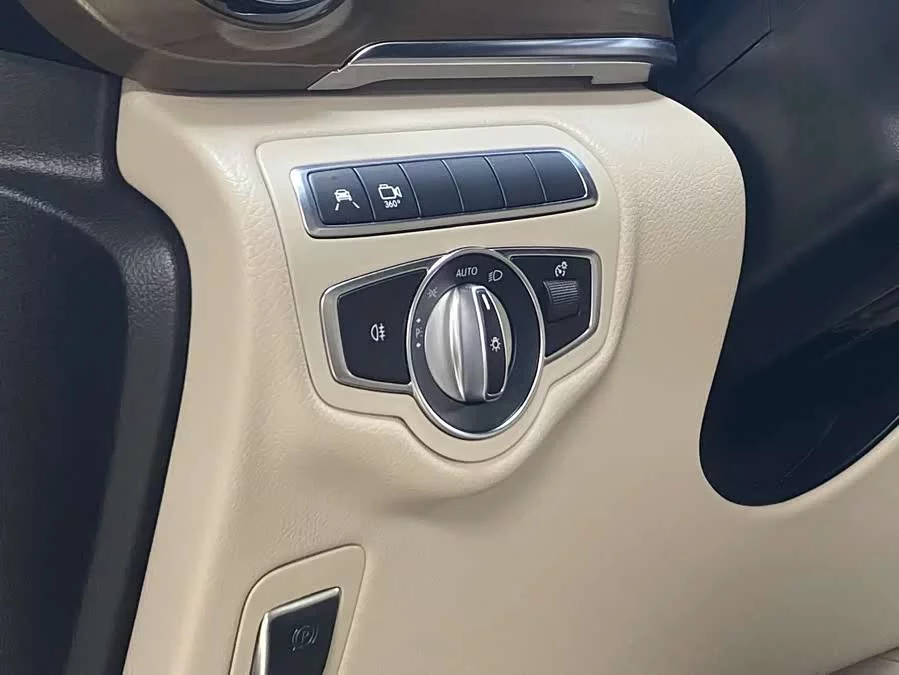 Mercedes Benz Class V