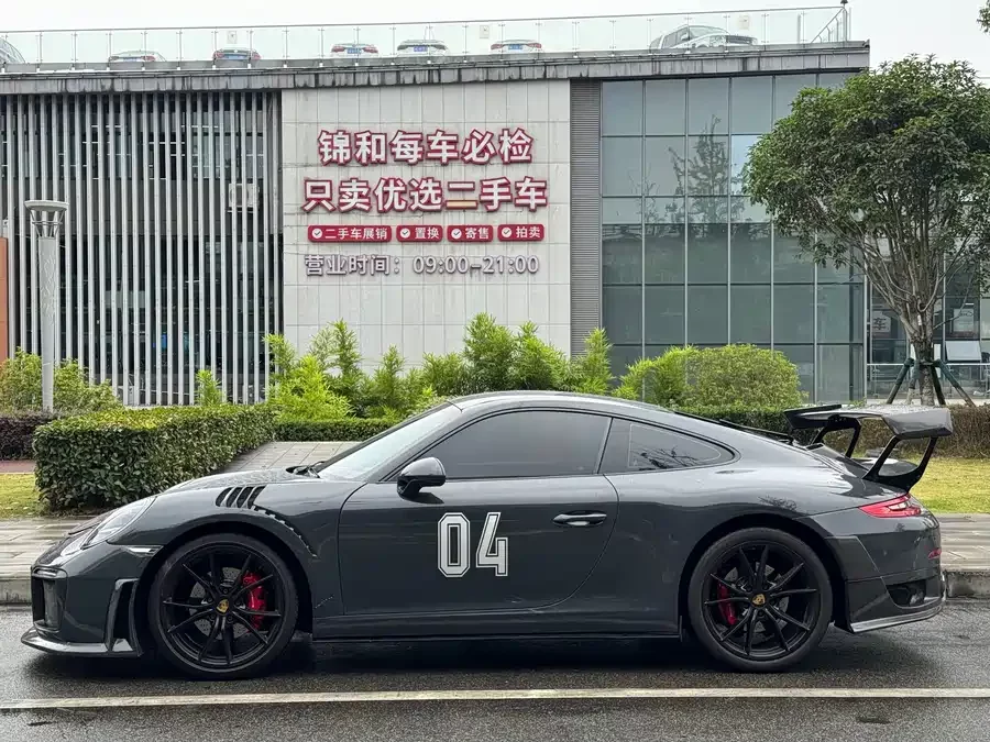 Porsche 911