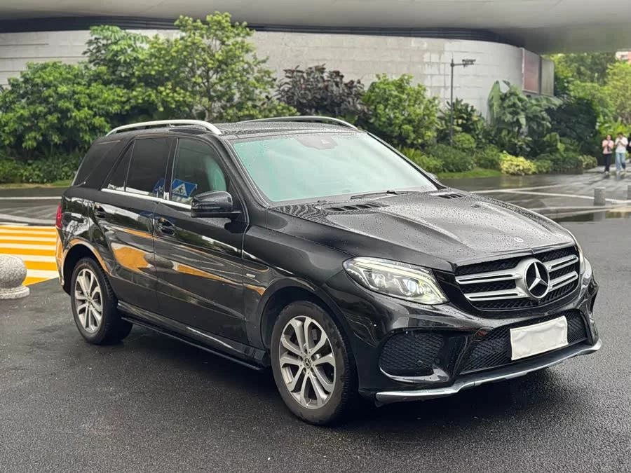 Mercedes Benz GLE (Imported)