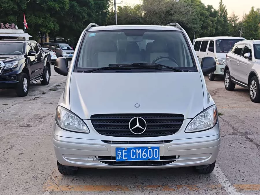 Mercedes Benz Vito