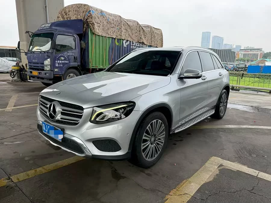 Mercedes Benz GLC