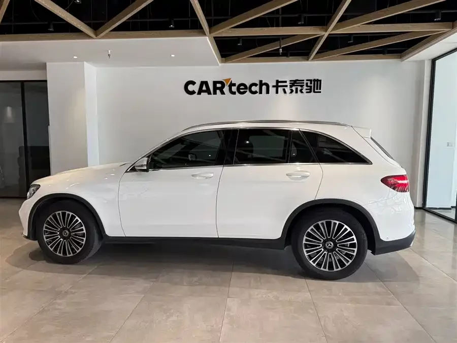 Mercedes Benz GLC