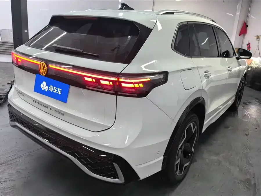Volkswagen Tiguan L