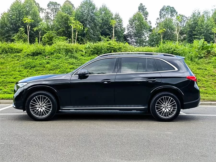 Mercedes Benz GLC