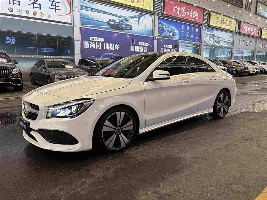 Mercedes-Benz CLA