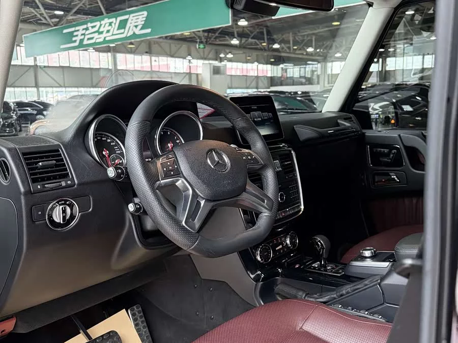Mercedes Benz G-rated
