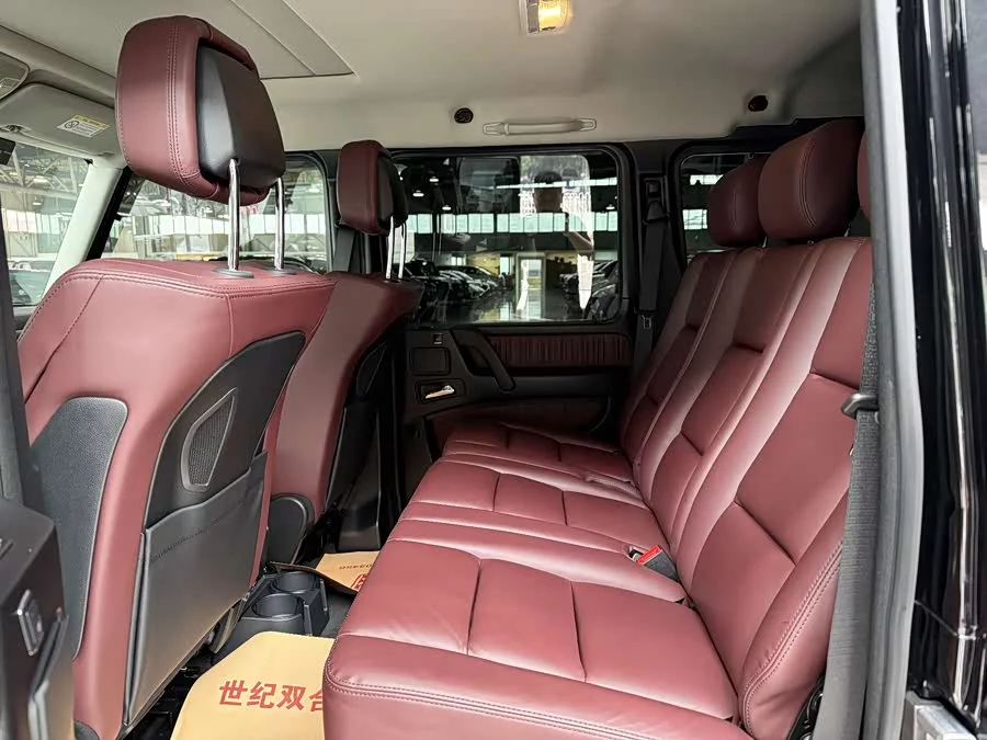 Mercedes Benz G-rated