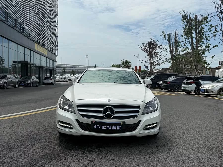 Mercedes Benz CLS