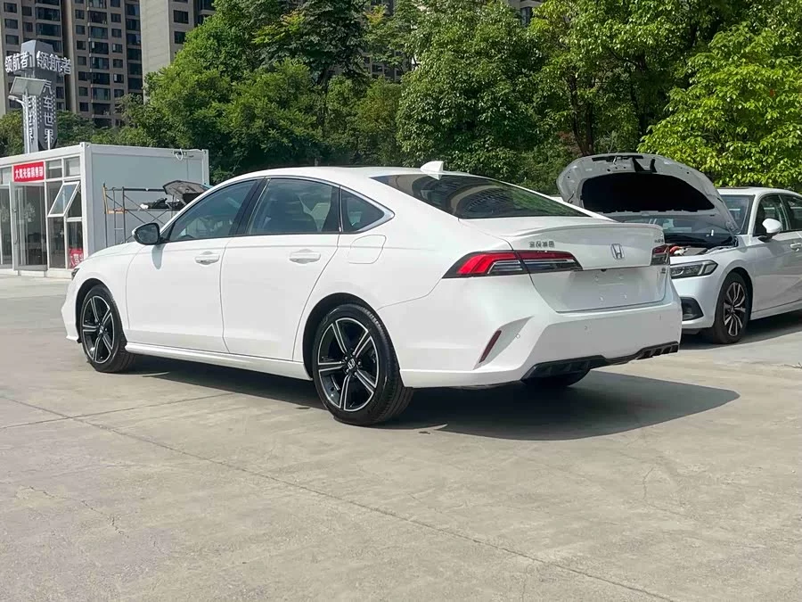 Honda Inspire