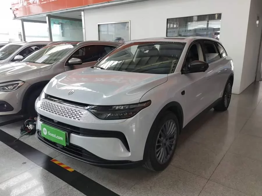 Leapmotor C11