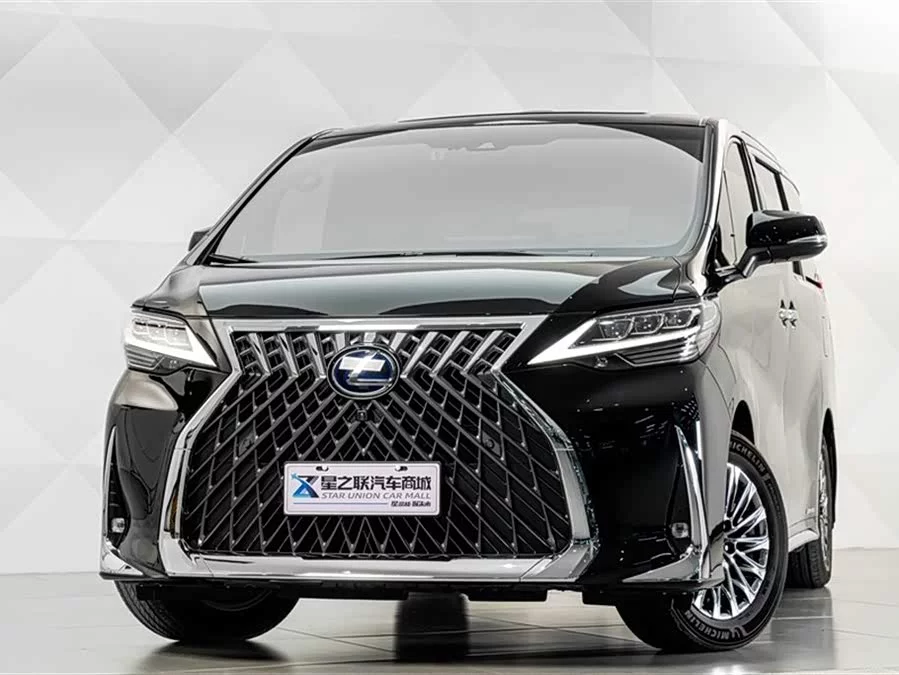 Lexus LM