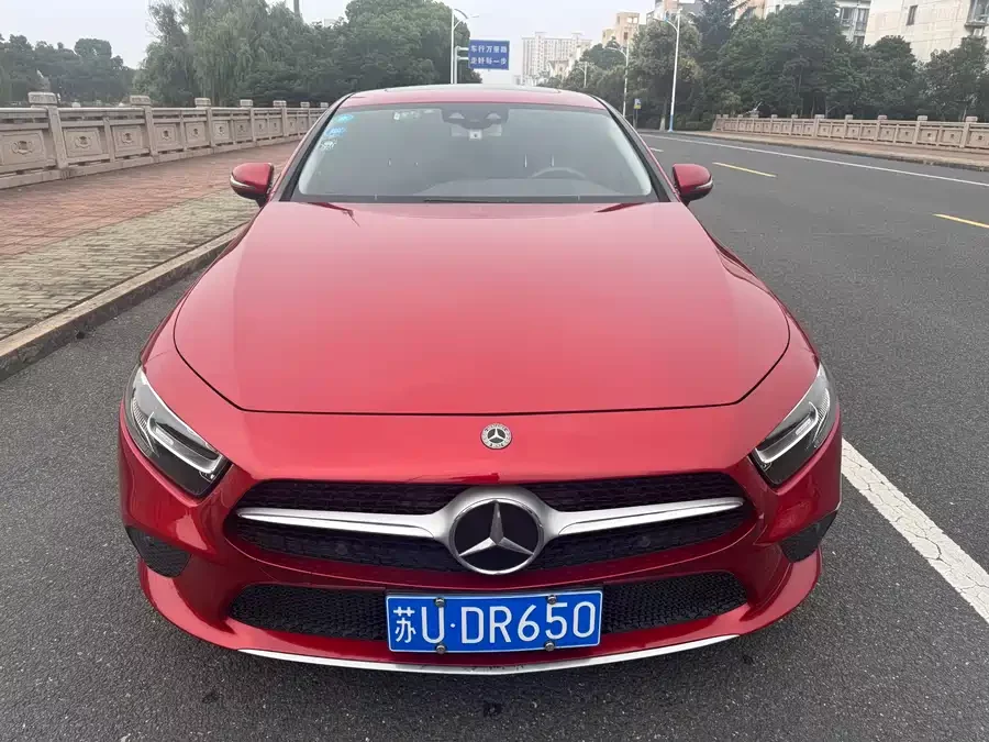 Mercedes Benz CLS