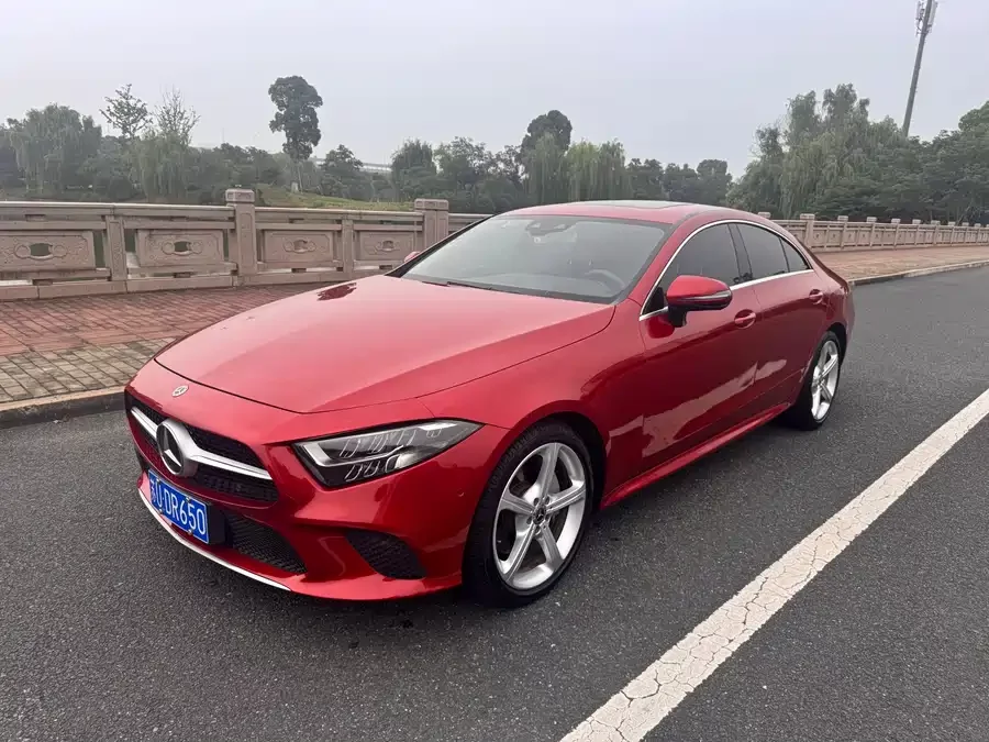 Mercedes Benz CLS