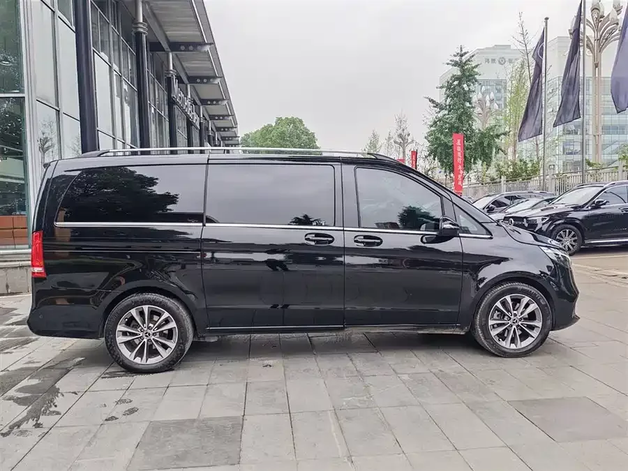 Mercedes Benz Class V