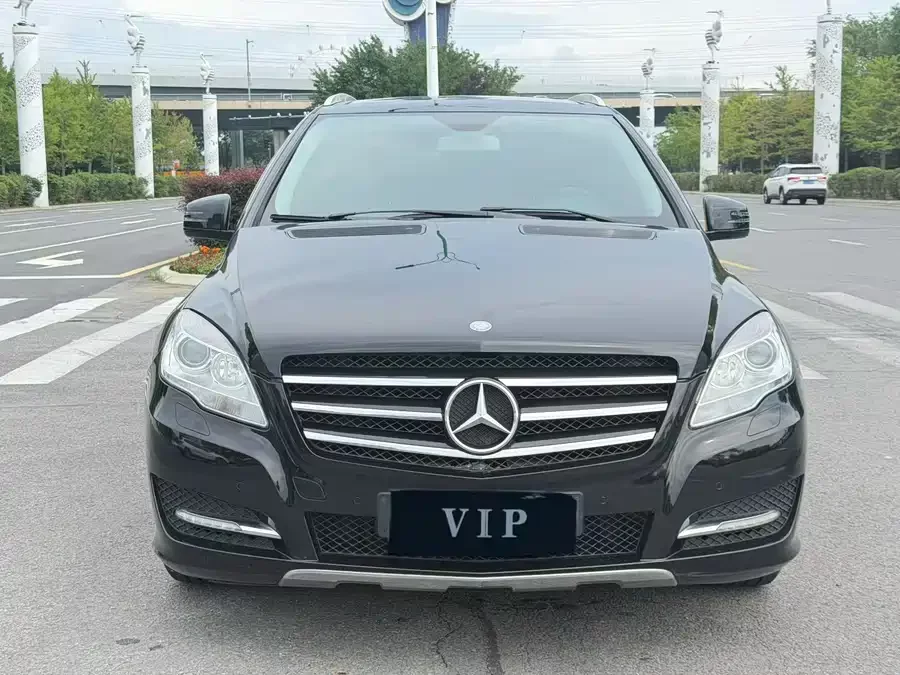 Mercedes Benz R-rated