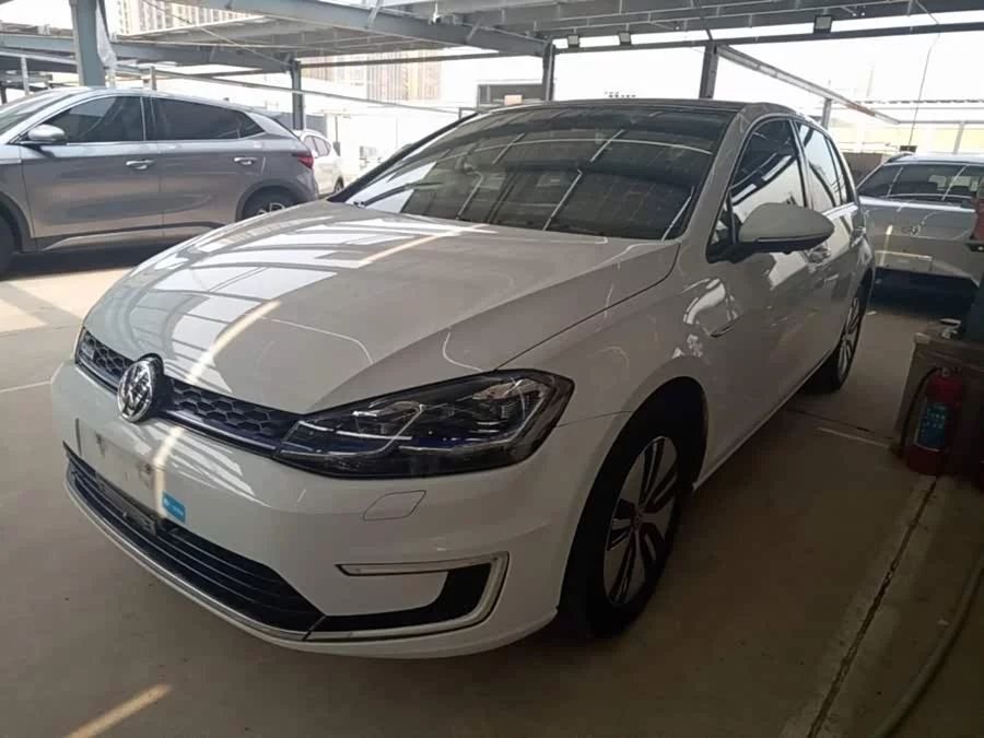 Volkswagen Golf (Pure Electric)