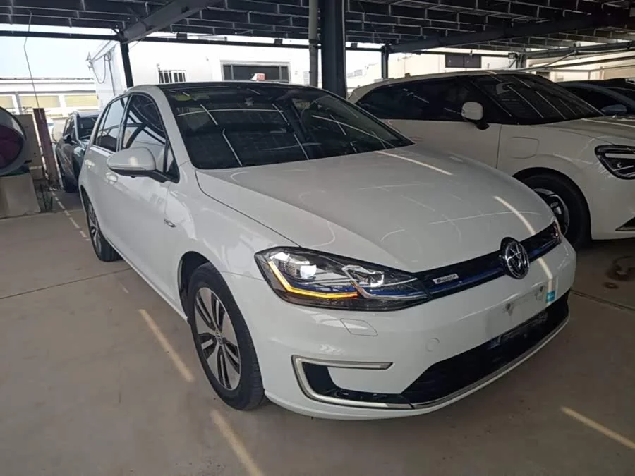 Volkswagen Golf (Pure Electric)