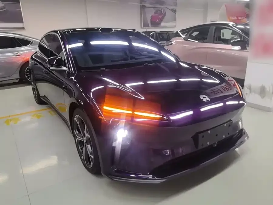 NIO ET5T