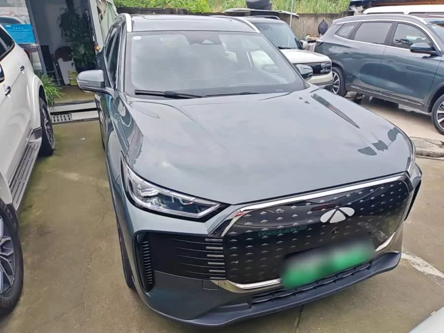Chery Fengyun T8