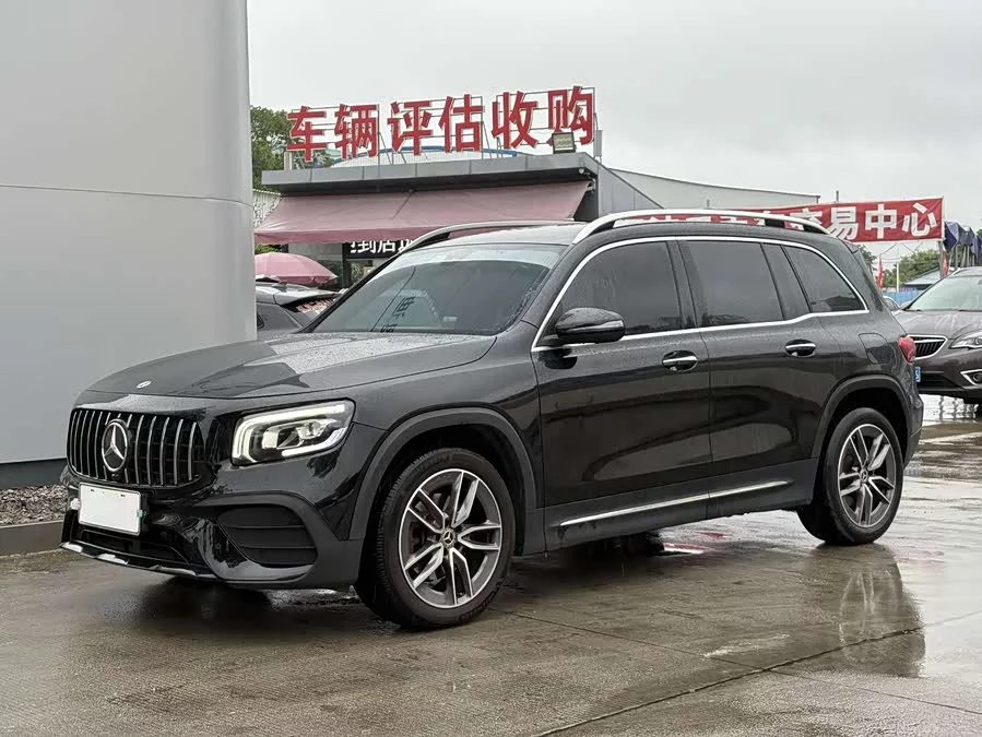 Mercedes Benz GLB