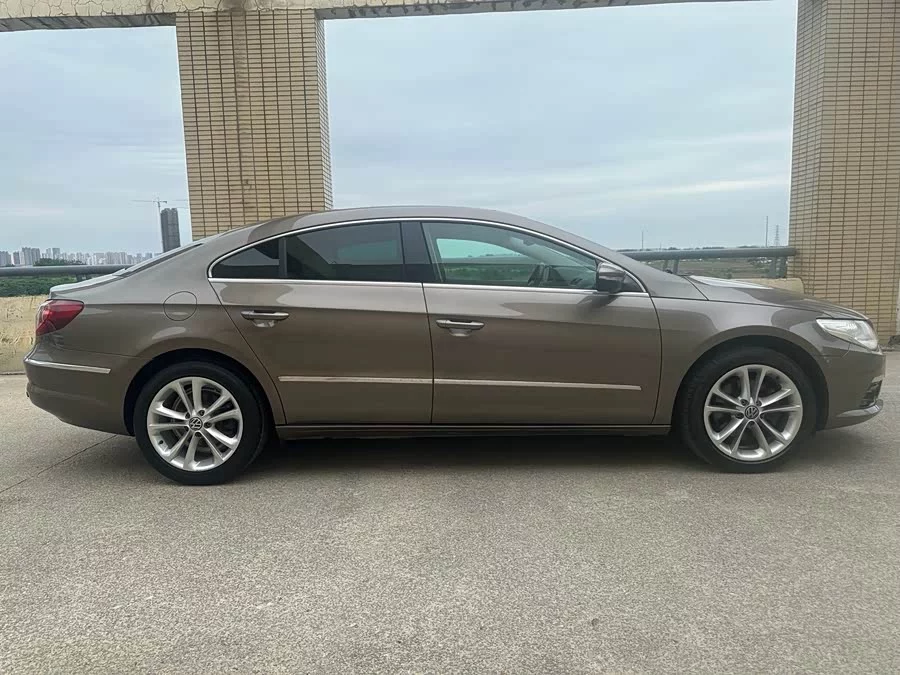 Volkswagen FAW- CC