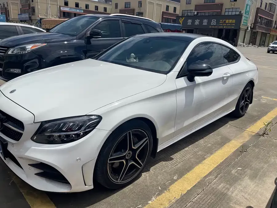 Mercedes-Benz C-Class