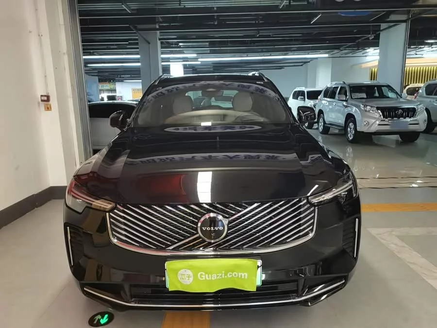Volvo XC90 Plug-in Hybrid