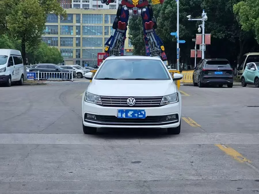 Volkswagen Lavida