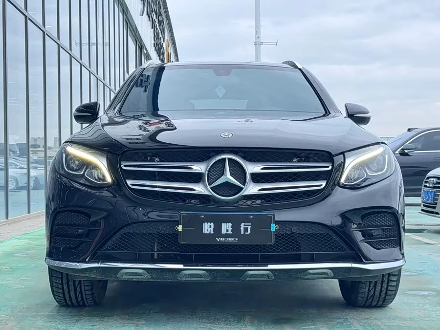 Mercedes Benz GLC