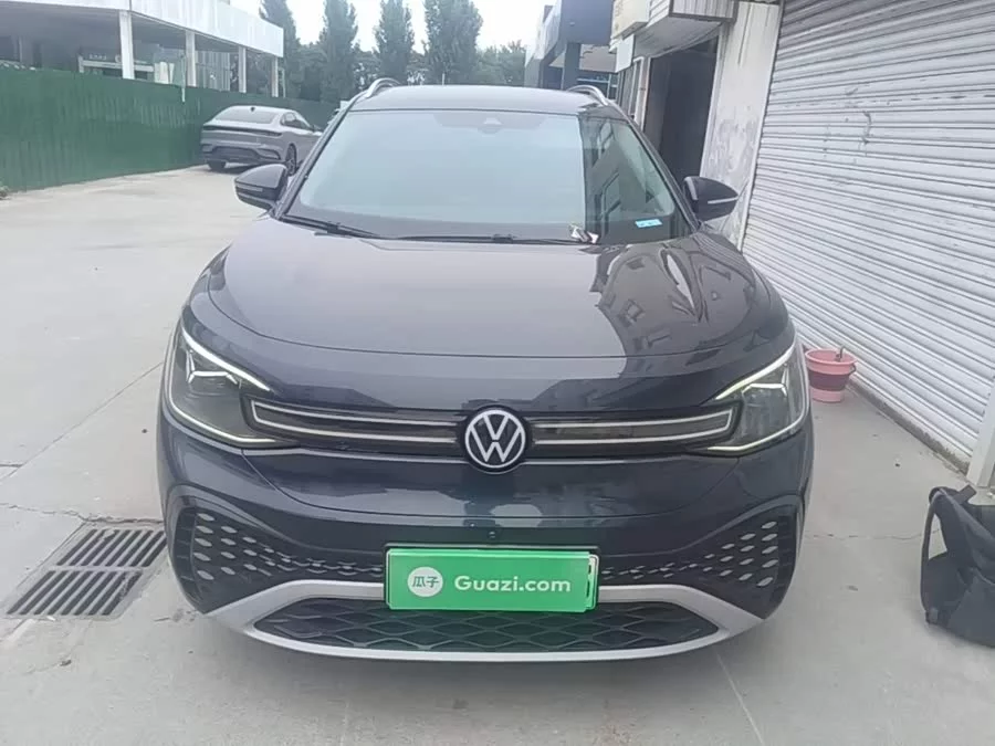 Volkswagen ID.6 CROZZ