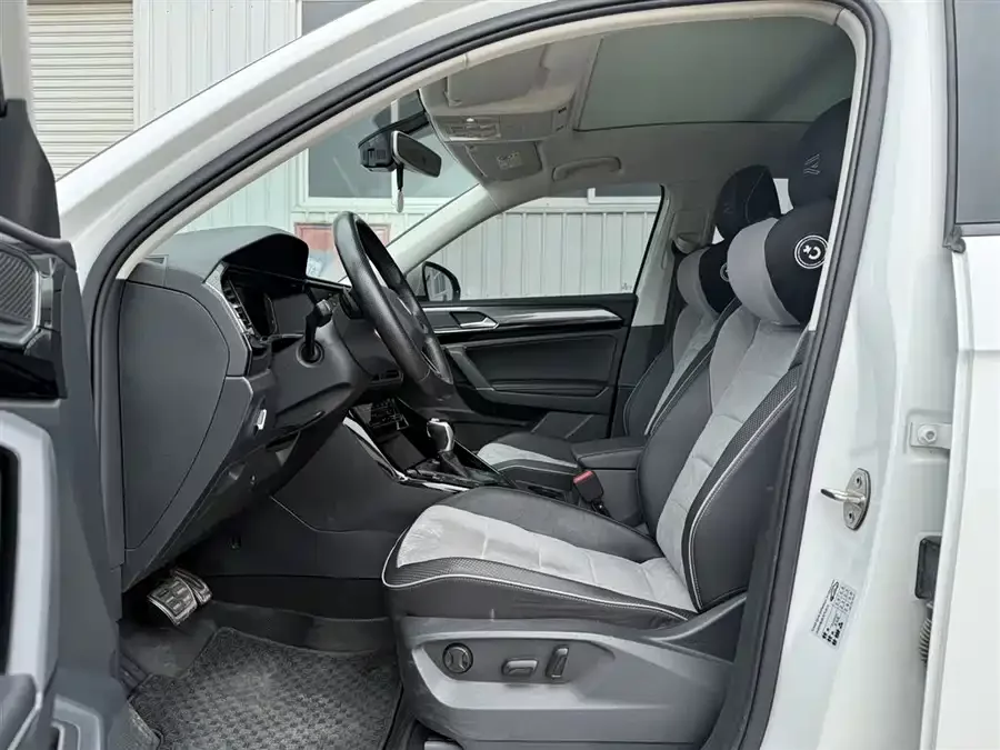 Volkswagen Tayron X