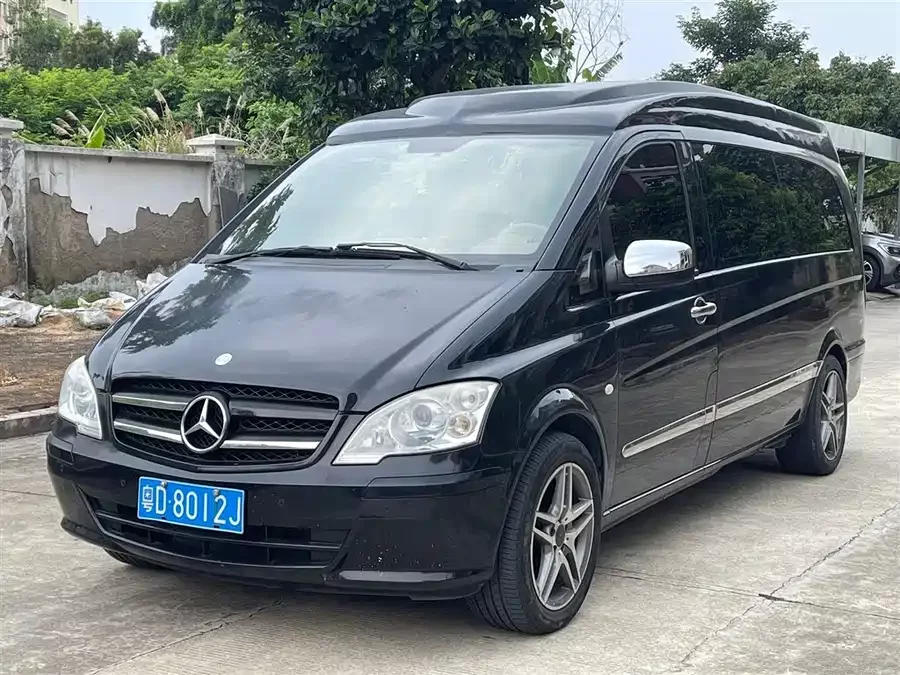 Mercedes Benz Vito