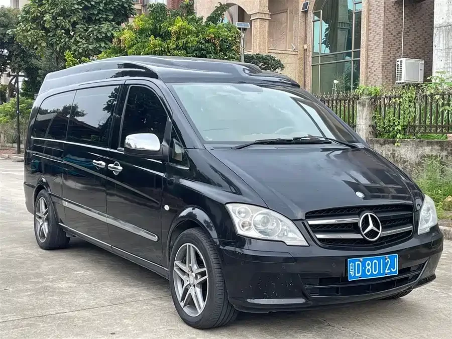 Mercedes Benz Vito