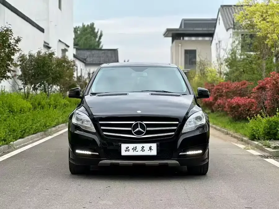 Mercedes Benz R-rated
