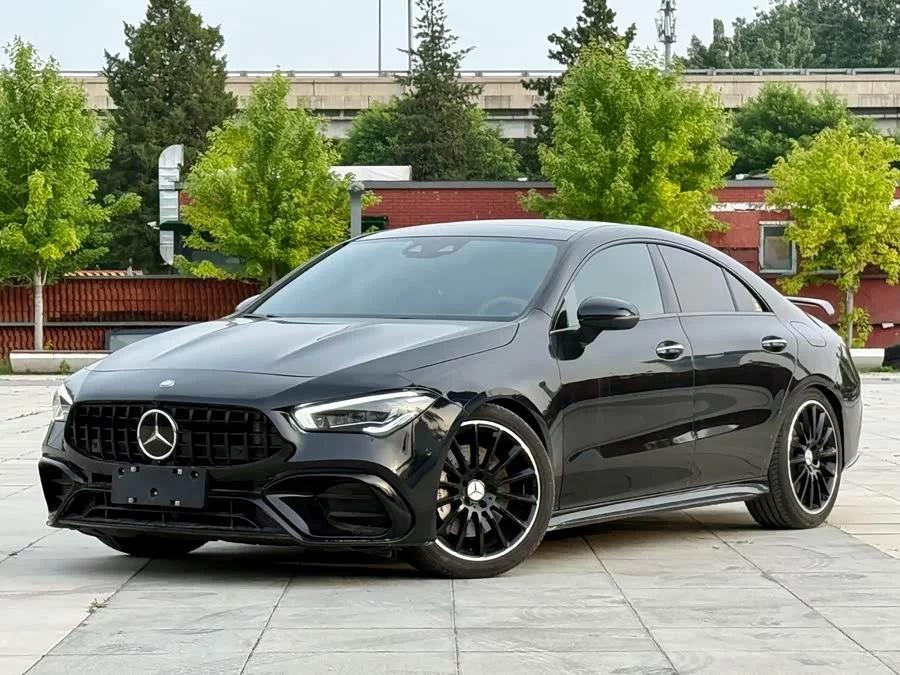 Mercedes Benz CLA AMG