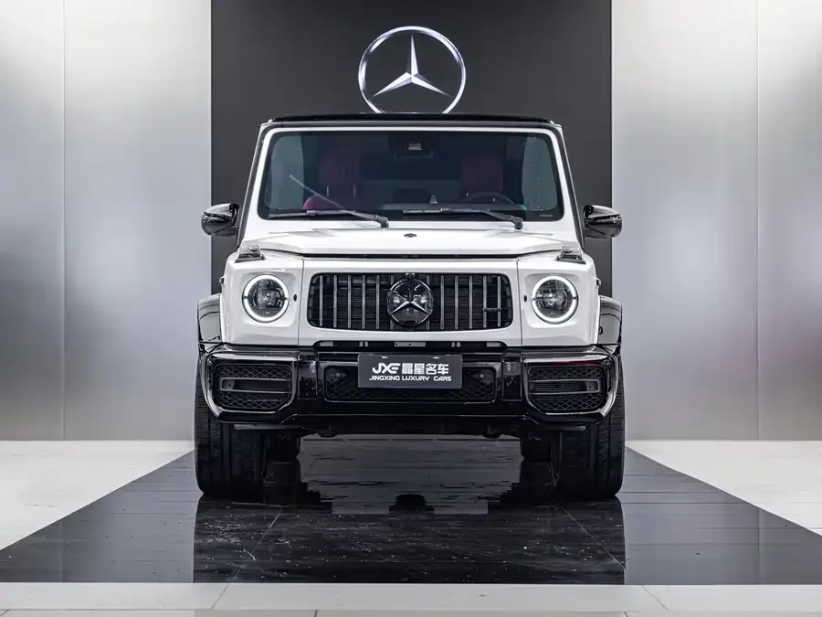 Mercedes Benz G-rated
