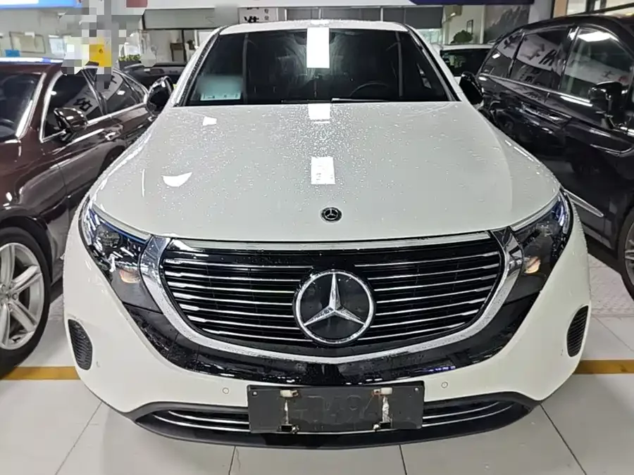 Mercedes Benz EQC
