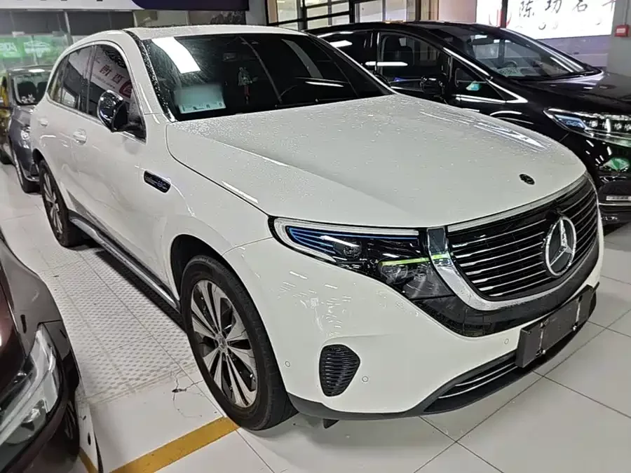 Mercedes Benz EQC