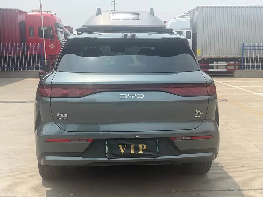 BYD Tang L