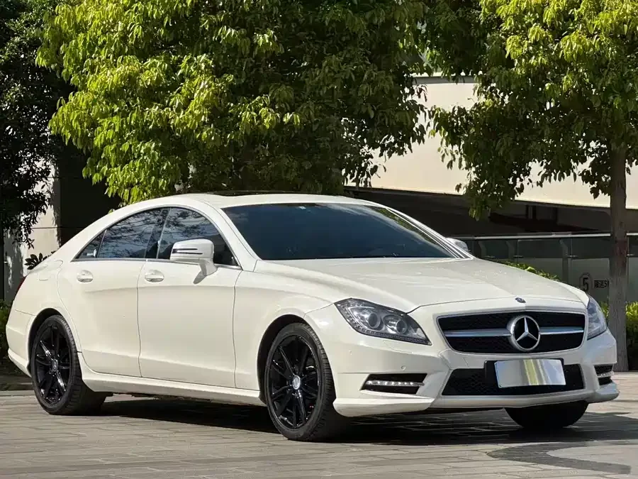 Mercedes Benz CLS