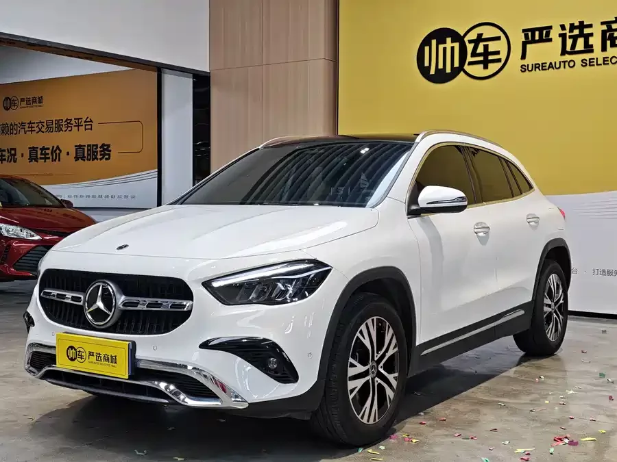 Mercedes Benz GLA