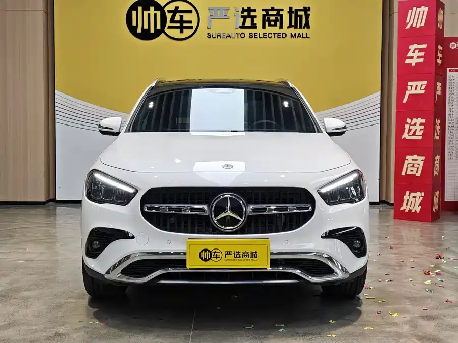 Mercedes Benz GLA