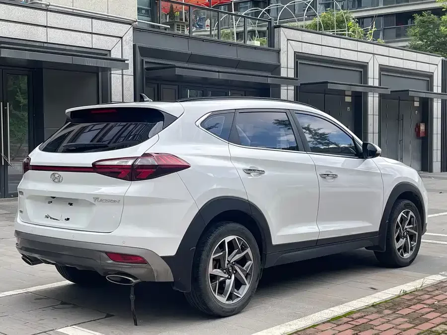 Hyundai Tucson