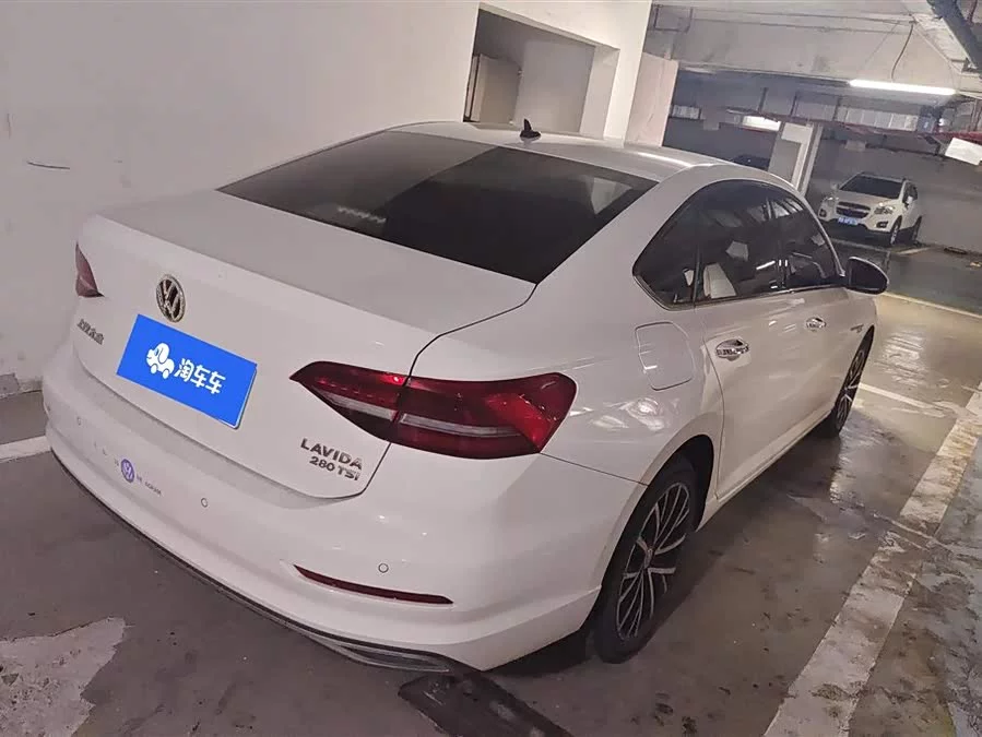 Volkswagen Lavida